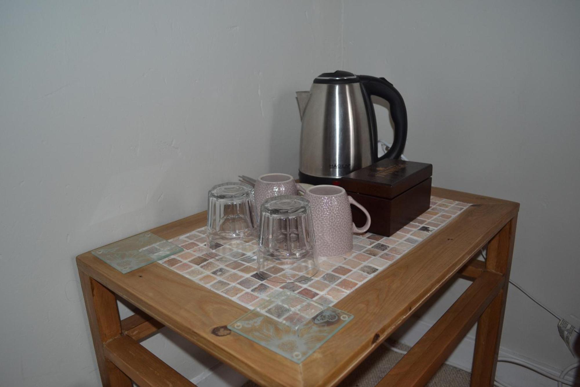 Les Bruyeres B&B 2 Montbron 外观 照片